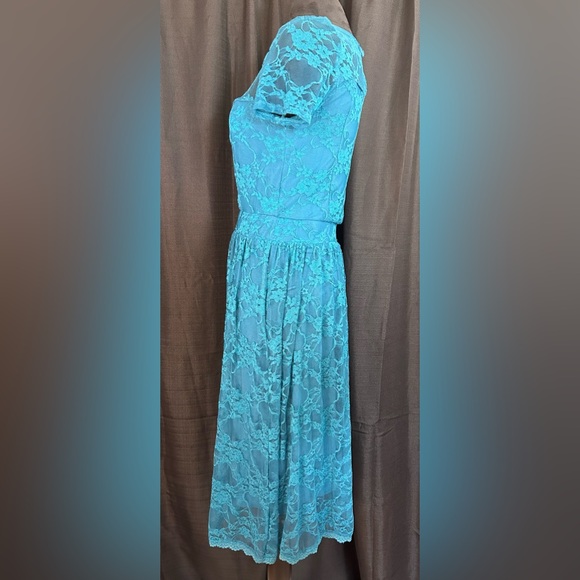 MODCLOTH Floral Lace Dress Made in the USA size Medium l17 - Picture 4 of 9